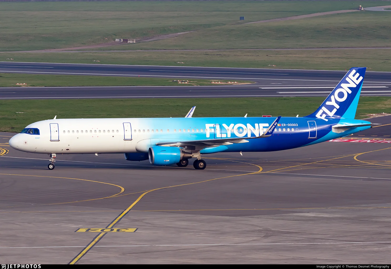 FlyOne ER-00003 A321