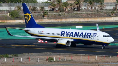 Ryanair (Buzz) SP-RSO Boeing 737-8AS