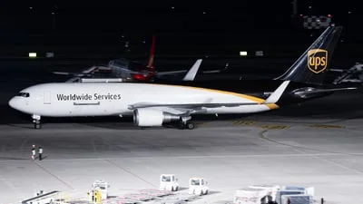 United Parcel Service (UPS) N327UP Boeing 767-34AF(ER)