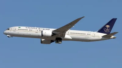 Saudi Arabian Airlines HZ-AR23 Boeing 787-9 Dreamliner