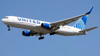 United Airlines N664UA Boeing 767-322(ER)