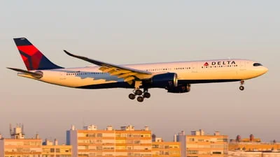 Delta Air Lines N439DX Airbus A330-941