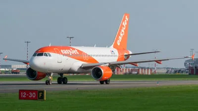 easyJet Europe OE-LQF Airbus A319-111