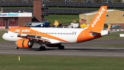 easyJet G-UJEB Airbus A320-251N