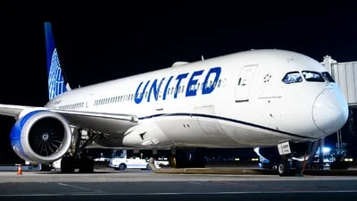 United Airlines N29975 Boeing 787-9 Dreamliner