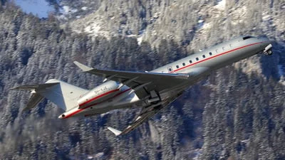 VistaJet 9H-VJZ Bombardier BD-700-1A10 Global 6000