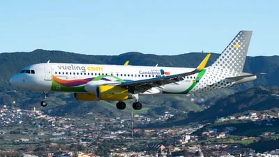 Vueling EC-MOG Airbus A320-232