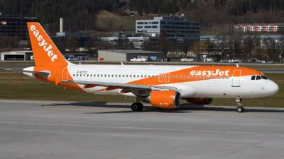easyJet G-EZTZ Airbus A320-214
