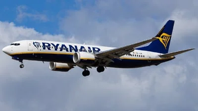 Ryanair EI-IJN Boeing 737-8-200 MAX