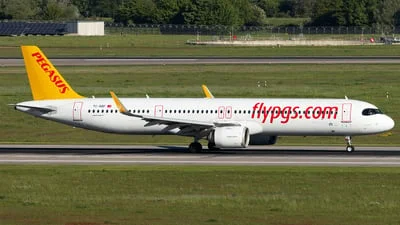 Pegasus Airlines TC-RBF Airbus A321-251NX