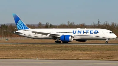 United Airlines N29989 Boeing 787-9 Dreamliner