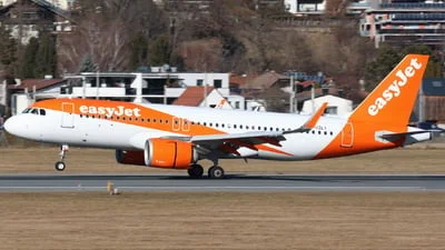 easyJet G-UZLY Airbus A320-251N