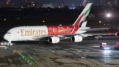 Emirates A6-EOE Airbus A380-861