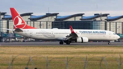 Turkish Airlines TC-JYP Boeing 737-9F2ER