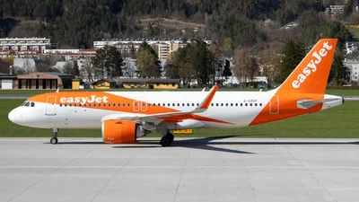 easyJet G-UZHF Airbus A320-251N