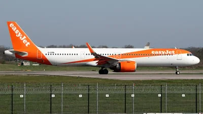 easyJet G-UZML Airbus A321-251NX