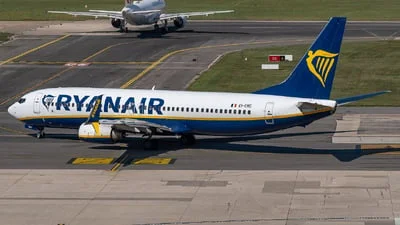 Ryanair EI-EMC Boeing 737-8AS