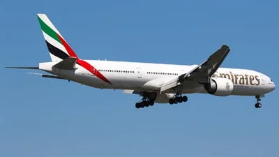 Emirates A6-ENJ Boeing 777-31HER