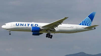 United Airlines N786UA Boeing 777-222(ER)