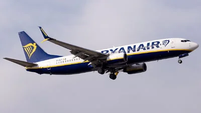 Ryanair EI-DLY Boeing 737-8AS