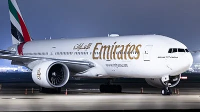 Emirates A6-EWJ Boeing 777-21HLR