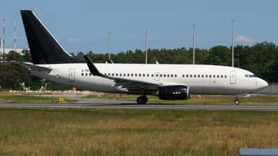 2Excel Aviation G-NEWG Boeing 737-76N