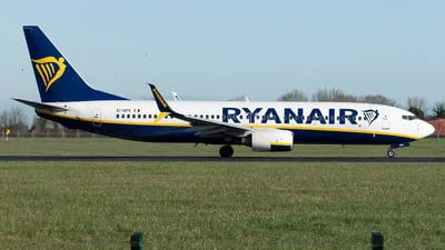 Ryanair EI-DPV Boeing 737-8AS