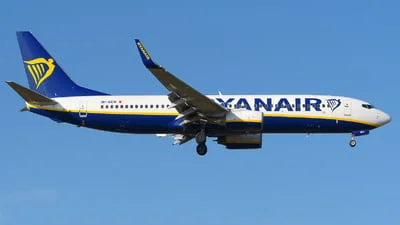Malta Air 9H-QEW Boeing 737-8AS