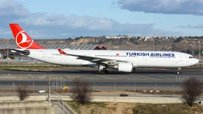 Turkish Airlines TC-JNZ Airbus A330-303