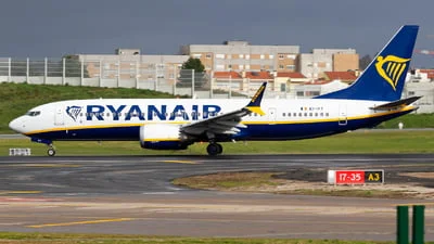 Ryanair EI-IFT Boeing 737-8-200 MAX