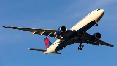 Delta Air Lines N412DX Airbus A330-941