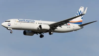 SunExpress TC-SPM Boeing 737-8MA