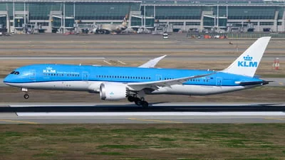 KLM Royal Dutch Airlines PH-BHN Boeing 787-9 Dreamliner