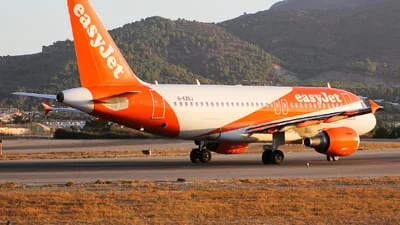 easyJet G-EZGJ Airbus A319-111