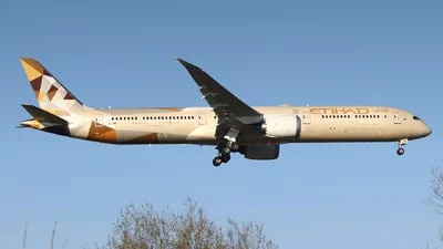 Etihad Airways A6-BMI Boeing 787-10 Dreamliner