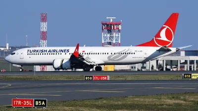Turkish Airlines TC-LYD Boeing 737-9 MAX