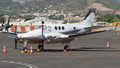 Private N920TT Beechcraft C90B King Air