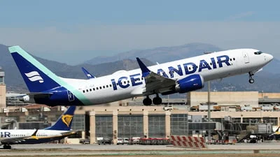 Icelandair TF-ICR Boeing 737-8 MAX