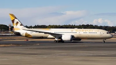 Etihad Airways A6-BLN Boeing 787-9 Dreamliner