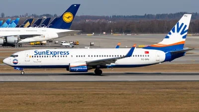 SunExpress TC-SPU Boeing 737-8U3