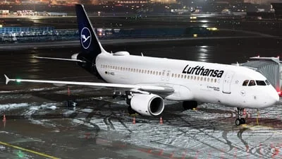 Lufthansa D-AIZC Airbus A320-214