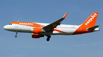 easyJet G-EZPV Airbus A320-214