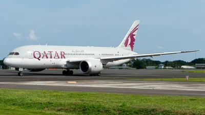 Qatar Airways A7-BCQ Boeing 787-8 Dreamliner