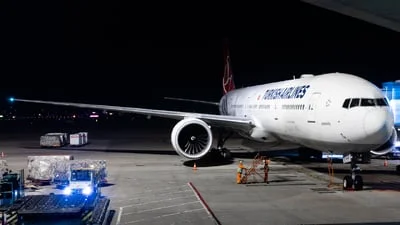 Turkish Airlines TC-JJZ Boeing 777-3F2ER