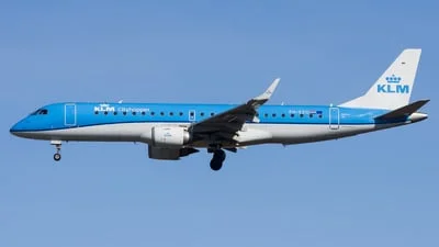 KLM Cityhopper PH-EZO Embraer ERJ-190-100STD