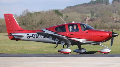 Private G-OMTM Cirrus SR22T-GTS G6 Carbon