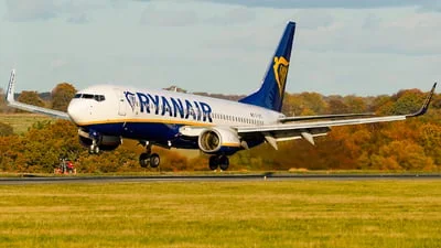 Ryanair EI-EFD Boeing 737-8AS