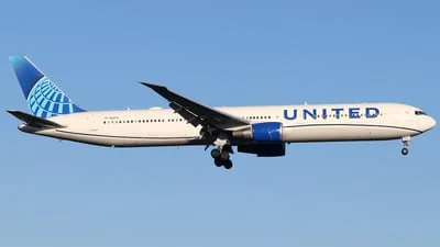 United Airlines N66051 Boeing 767-424(ER)
