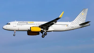 Vueling EC-MDZ Airbus A320-232