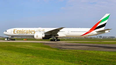 Emirates A6-ENK Boeing 777-31HER
